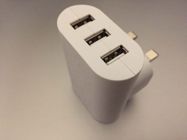 3-Port 3.4A USB Power Supply
